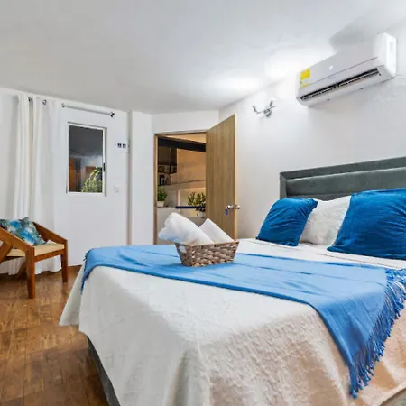 Casa Payis 4*